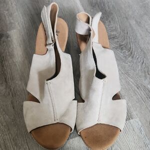 Women's Beige Suede Sandals